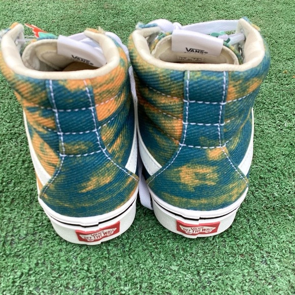 Vans new Comfycush Sk&-Hi In Bloom Blue Yellow Size 7.0(Men)/8.5(Women) - Picture 9 of 13